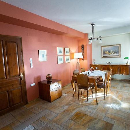 Apartment Kouros Delphi Exteriör bild